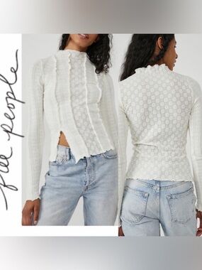 Free People Lula Gardenia Ivory Top
Size Large